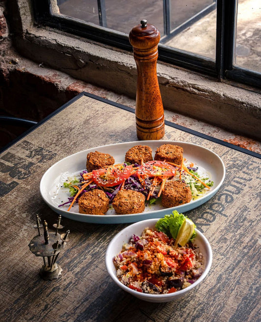 Hummus, tabule y falafel
